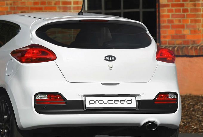 kia-pro-ceed-gt